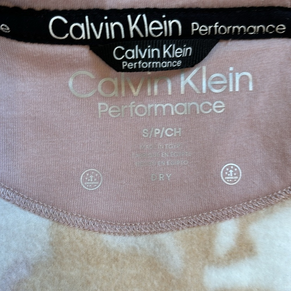 Calvin Klein Performance cute camo fleece hoodie. Small. Like new!! - Picture 3 of 14
